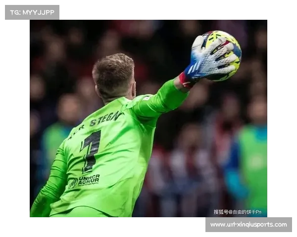 亨克门将德诺伊尔臀部救险视频 viral，本人幽默回应